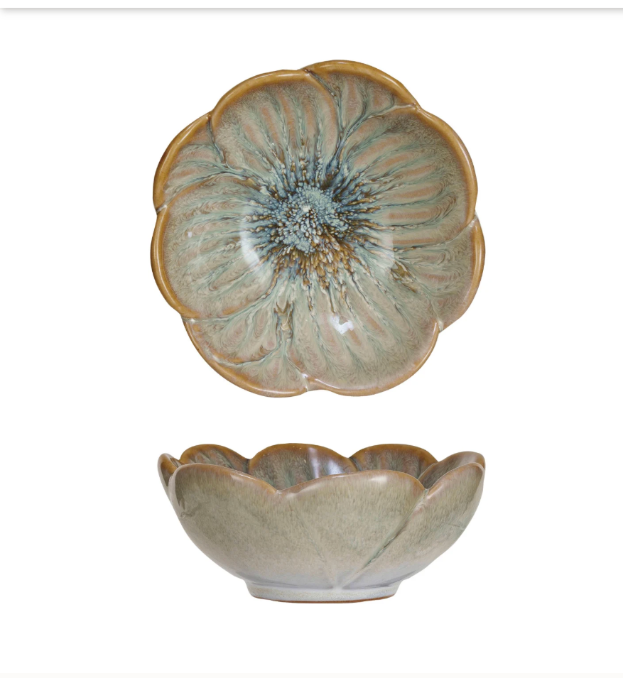 Stoneware Flower Shaped Bowl